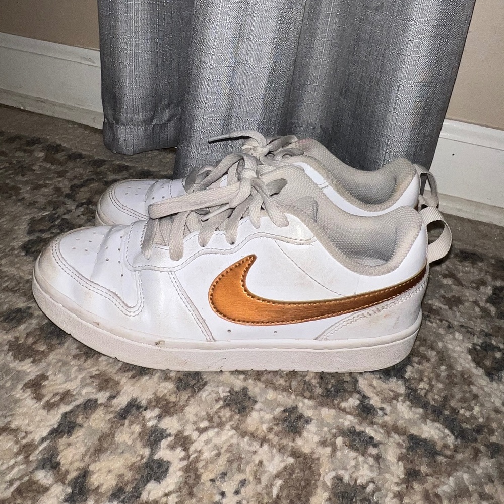 Kids Nike sneaker